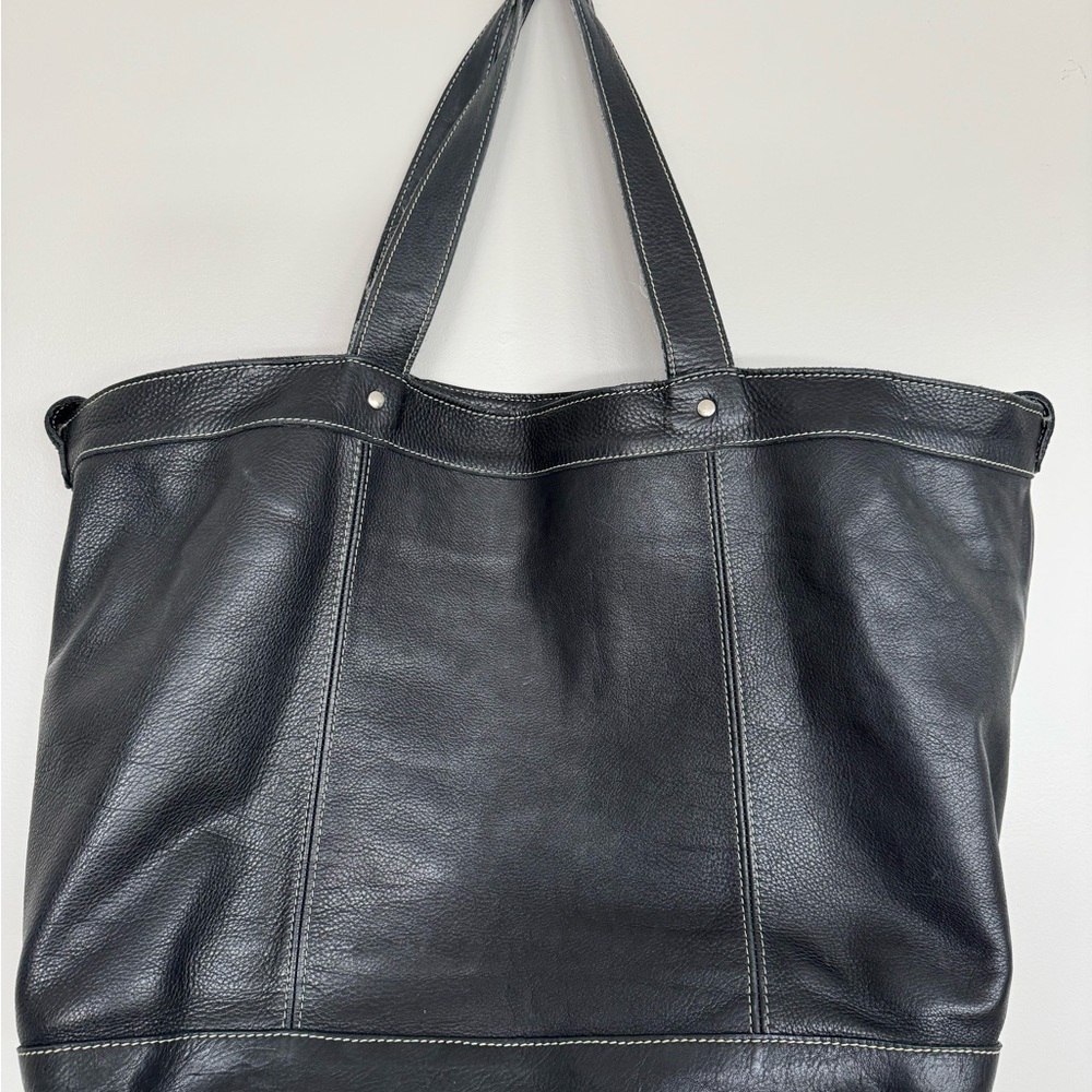 Roots Black Leather Tote Bag with front slit pocket. - Picture 2 of 7
